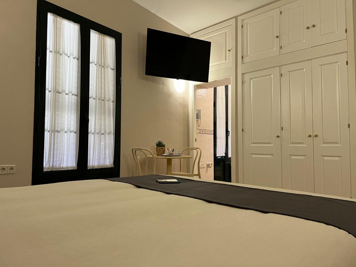 Elegant Suite 塞维利亚 外观 照片